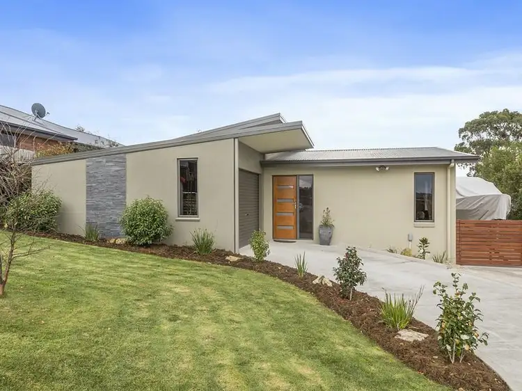 42 Jacaranda Drive, Margate TAS 7054