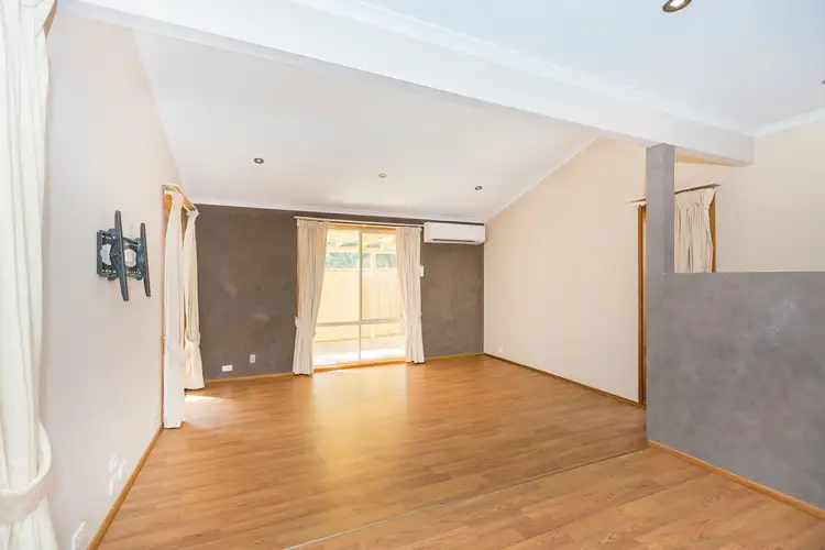 Third view of Homely house listing, 10 Chippindall Circuit, Theodore ACT 2905