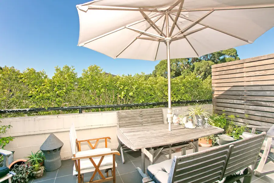 Main view of Homely unit listing, 9/13-15 Francis Street, Dee Why NSW 2099