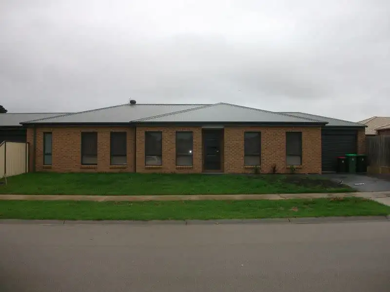 Main view of Homely unit listing, 2 Georgia Court, Bairnsdale VIC 3875
