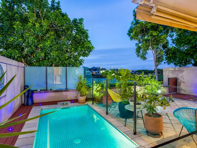 704 Glades Drive, Robina QLD 4226