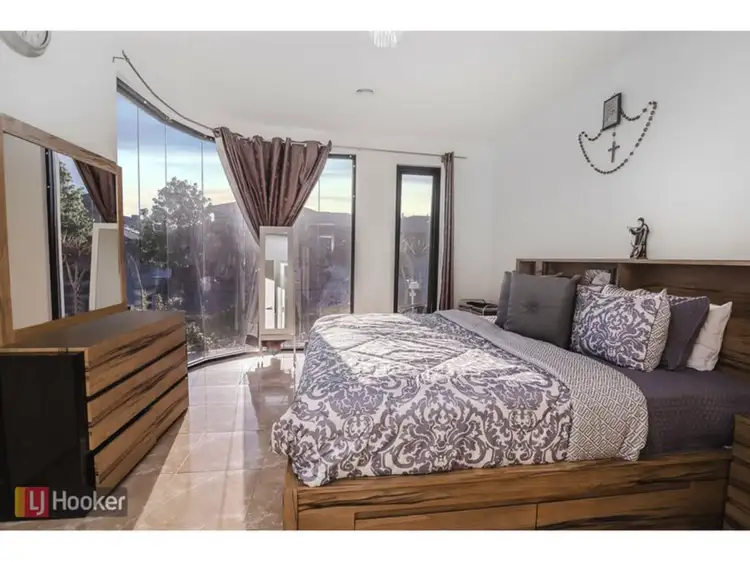 Second view of Homely house listing, 2 Terrick Court, Greenvale VIC 3059