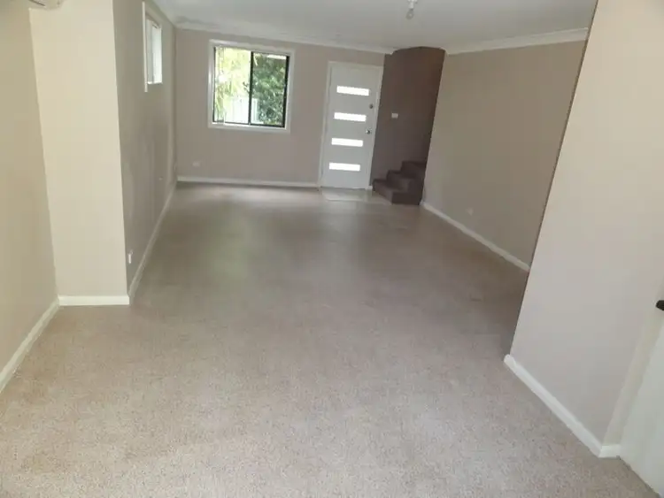 Second view of Homely unit listing, 3/33 Oak Circuit, Raymond Terrace NSW 2324