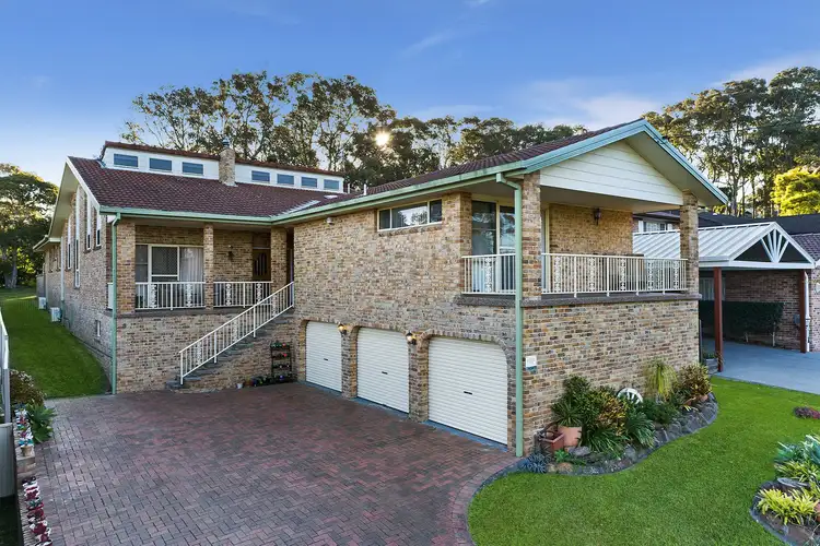 8 Jacqueline Avenue, Gorokan NSW 2263