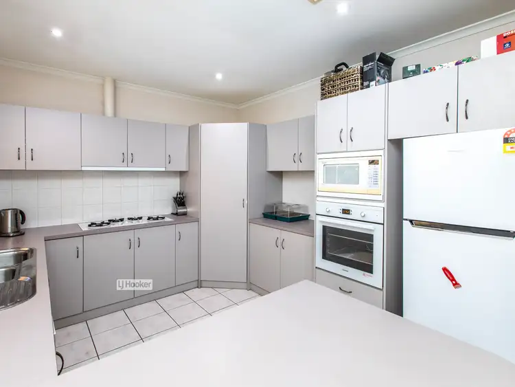 Sixth view of Homely semi-detached listing, 1/10 Hakea Court, Sadadeen NT 870