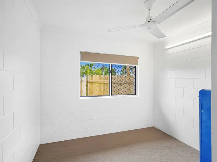 Sixth view of Homely semi-detached listing, 1/8 Holden Close, Whitfield QLD 4870