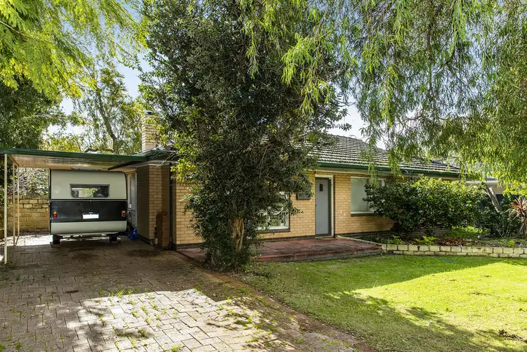 3 Warren Road, Maida Vale WA 6057