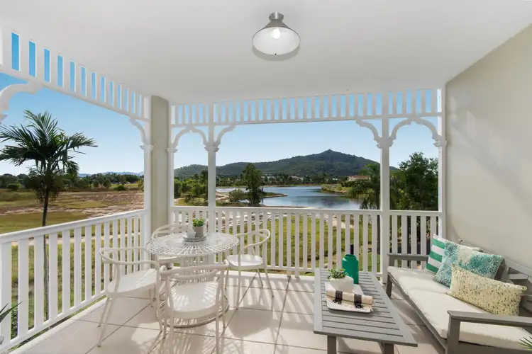 10/12-14 Martinez Avenue, West End QLD 4810