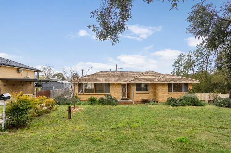 34 Brownless Street, Macgregor ACT 2615