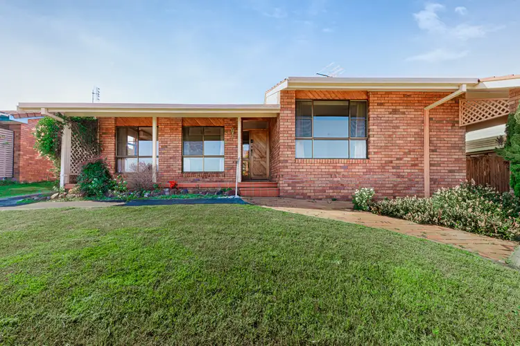 52 Moorhead Drive