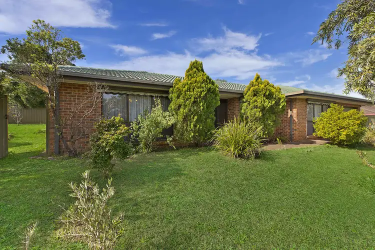 8 Rawsthorne Court, Bateau Bay NSW 2261