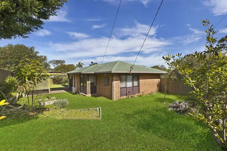 Second view of Homely house listing, 8 Rawsthorne Court, Bateau Bay NSW 2261