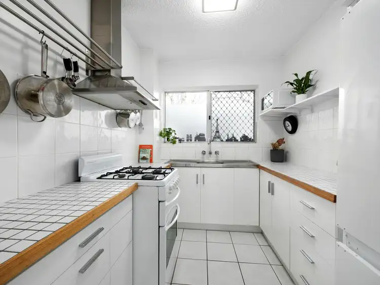 1/60 Gainsborough Street, Moorooka QLD 4105