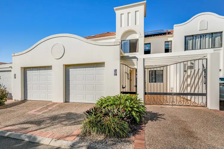 64/60-76 Caseys Road, Hope Island QLD 4212