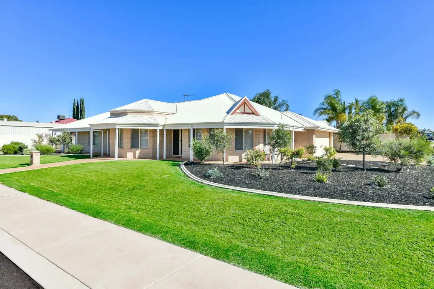 Main view of Homely house listing, 2 VITALI CRESENT, Somerville WA 6430