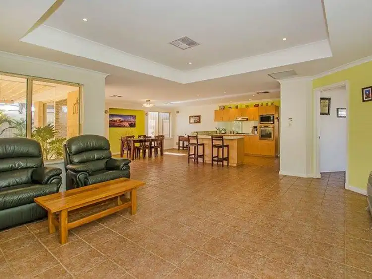 Seventh view of Homely house listing, 2 VITALI CRESENT, Somerville WA 6430