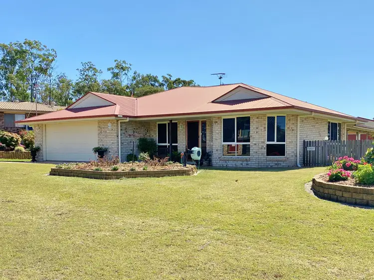27 Bailey Street, Wondai QLD 4606