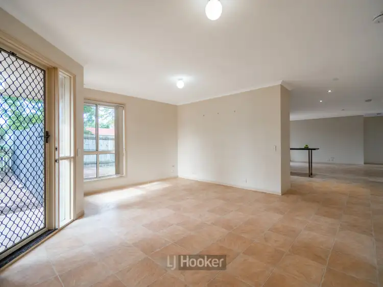 Fourth view of Homely house listing, 1 Stratton Court, Crestmead QLD 4132
