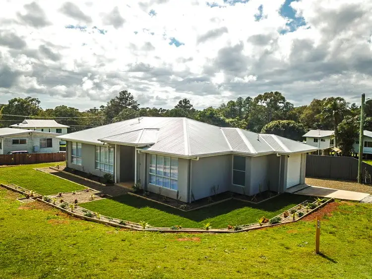 1 Richardson Street, Russell Island QLD 4184