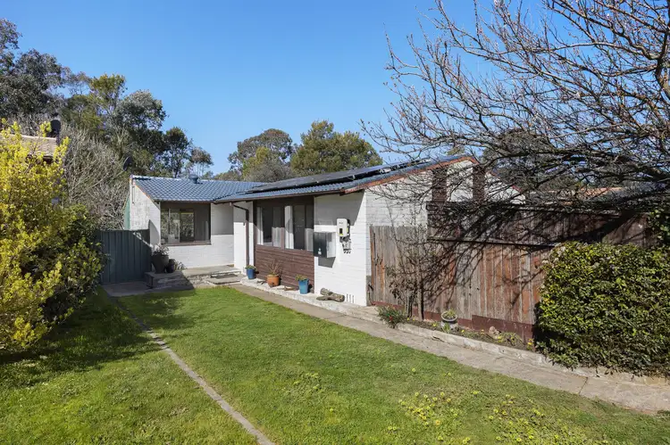 19 Donnison Place, Charnwood ACT 2615