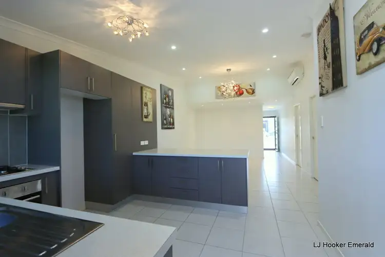 Fifth view of Homely unit listing, Unit 14/8 Hillcrest Street, Emerald QLD 4720