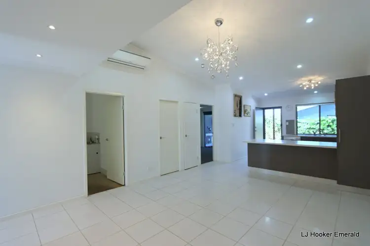 Sixth view of Homely unit listing, Unit 14/8 Hillcrest Street, Emerald QLD 4720