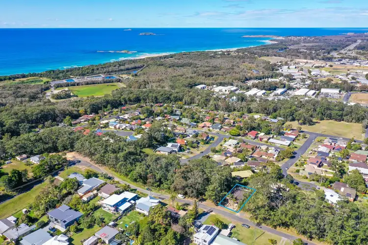 2 South Street, Woolgoolga NSW 2456