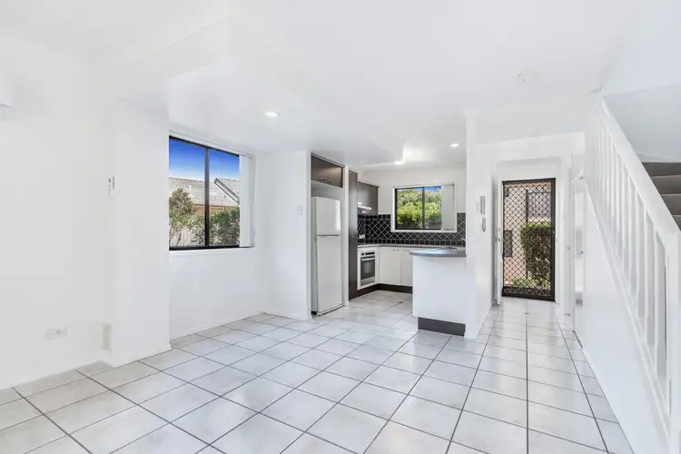 Fourth view of Homely townhouse listing, 10/1158 Cavendish Road, Mount Gravatt East QLD 4122