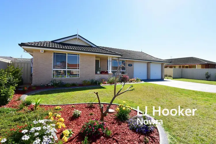 26 Guinea Flower Cres, Worrigee NSW 2540