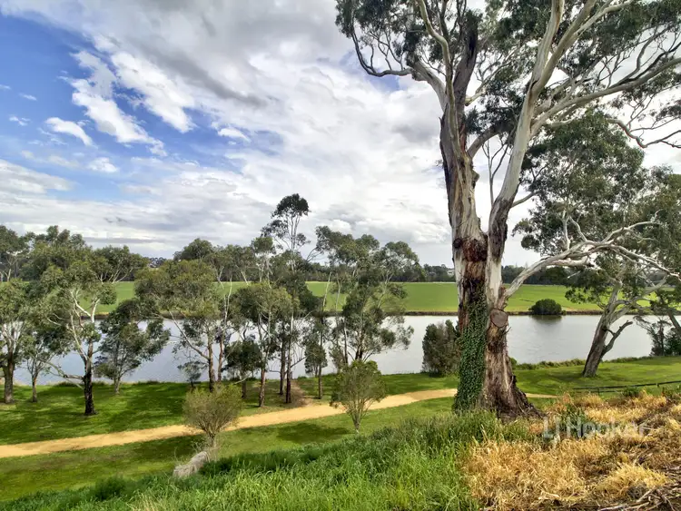Fourth view of Homely house listing, 10 Charlton Place, Eastwood VIC 3875