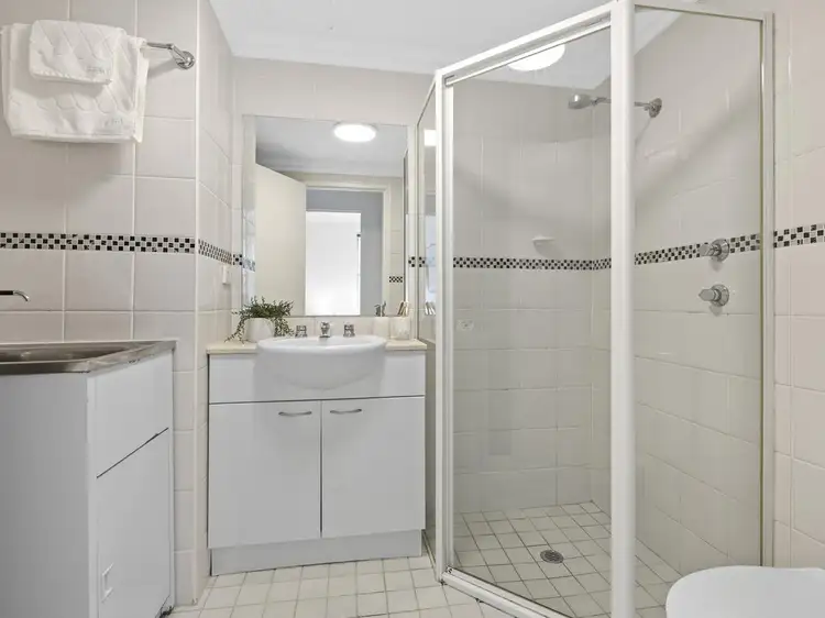 Sixth view of Homely apartment listing, 21/13 Ernest Street, Crows Nest NSW 2065