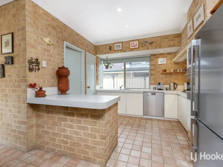 Fourth view of Homely house listing, 6 Bullfinch Street, Huntingdale WA 6110