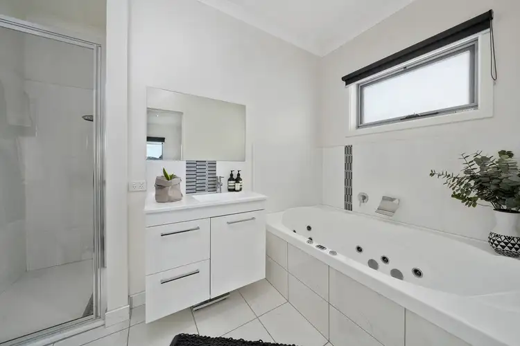 Sixth view of Homely house listing, 8 Navigators Rise, Granton TAS 7030