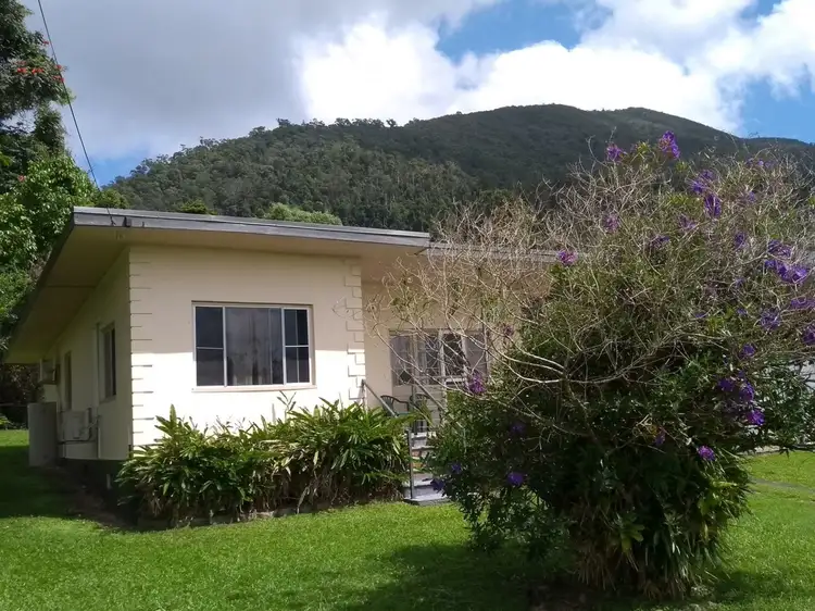 12 Geddes Street, Tully QLD 4854