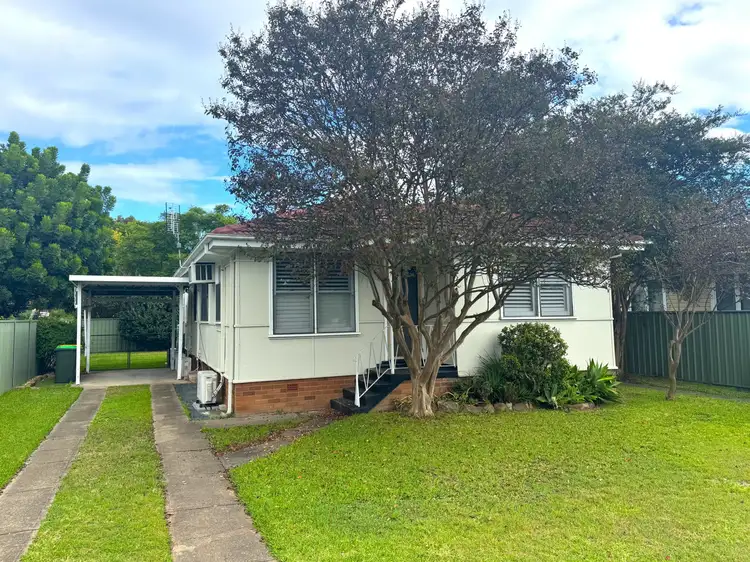 23 Howe Street, Singleton NSW 2330