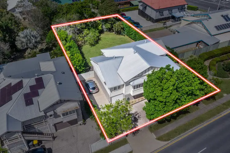 5 Holland Road, Holland Park QLD 4121