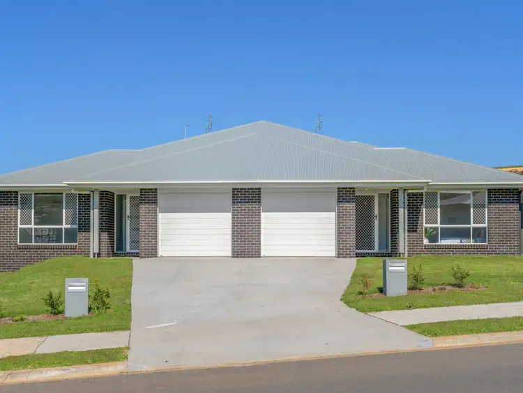 1 & 2/19 Farrelly Avenue, Cumbalum NSW 2478