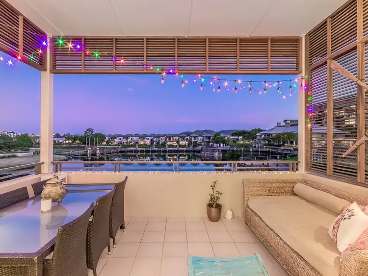 2/802 Glades Drive, Robina QLD 4226