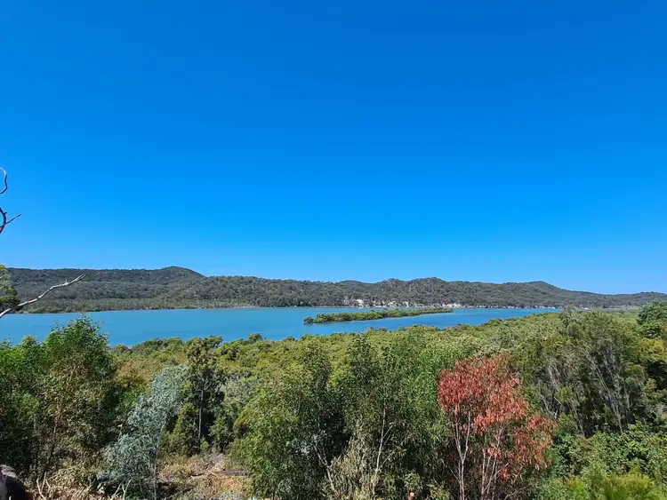 34 Leichhardt Terrace, Russell Island QLD 4184