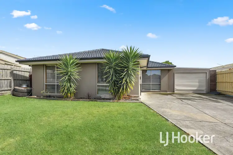 9 Jacinta Drive