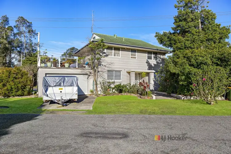 Second view of Homely house listing, 38 Natuna Avenue, Budgewoi NSW 2262
