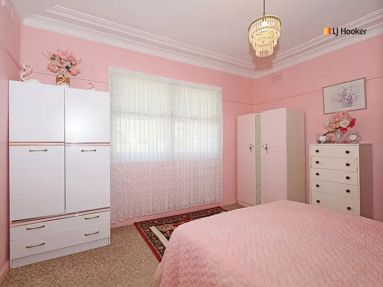 Fourth view of Homely house listing, 1 Blamey Street, Turvey Park NSW 2650