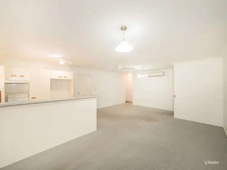 Fifth view of Homely unit listing, 17/100 Victoria Place, Berserker QLD 4701