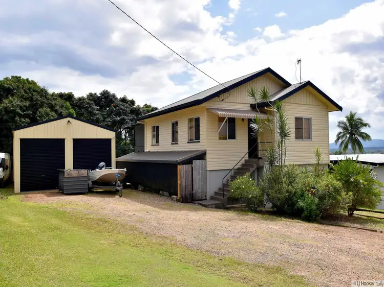 12 Briggs Street, Tully QLD 4854