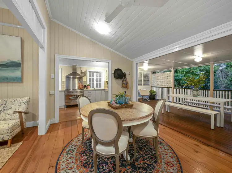 24 Clara Street, Annerley QLD 4103
