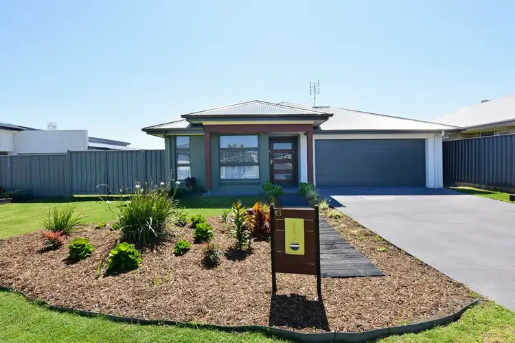 13 Wattlebird Road, South Nowra NSW 2541