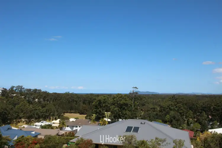 1 The Knoll, Tallwoods Village NSW 2430