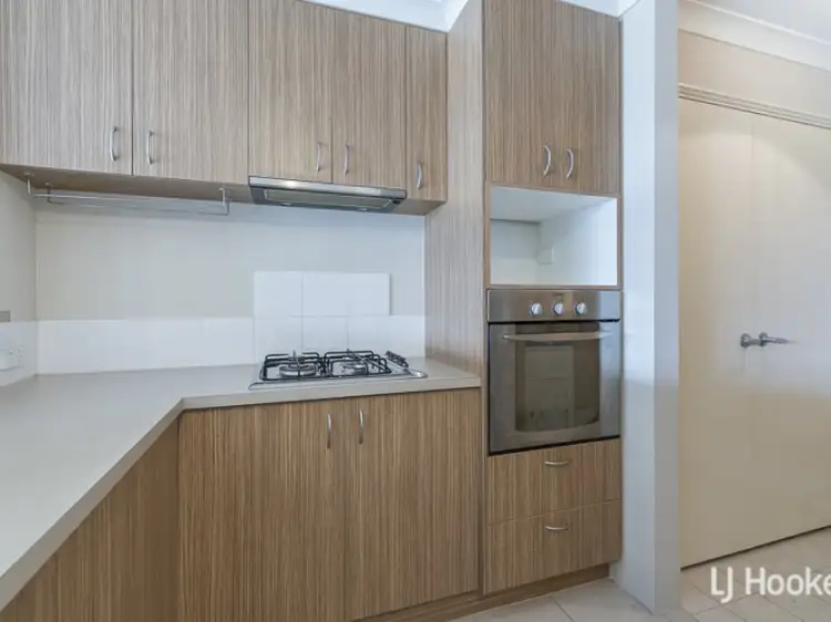 21/191 Railway Avenue, Kelmscott WA 6111