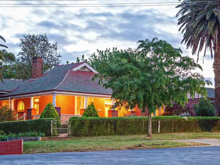 38 Demondrille Street, Young NSW 2594