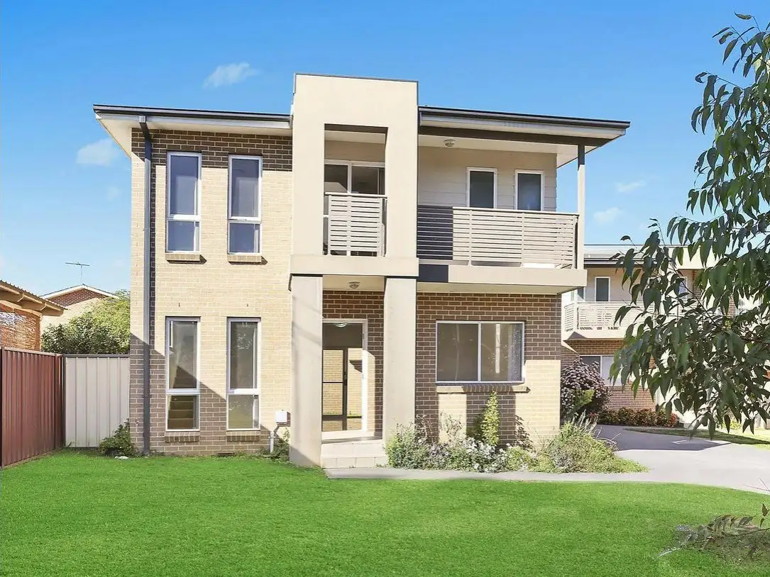 Main view of Homely unit listing, Unit 1/12-14 Rudd Road, Leumeah NSW 2560